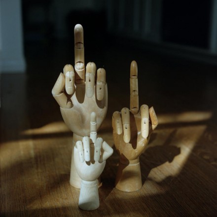 Il dito medio© Aline Smithson